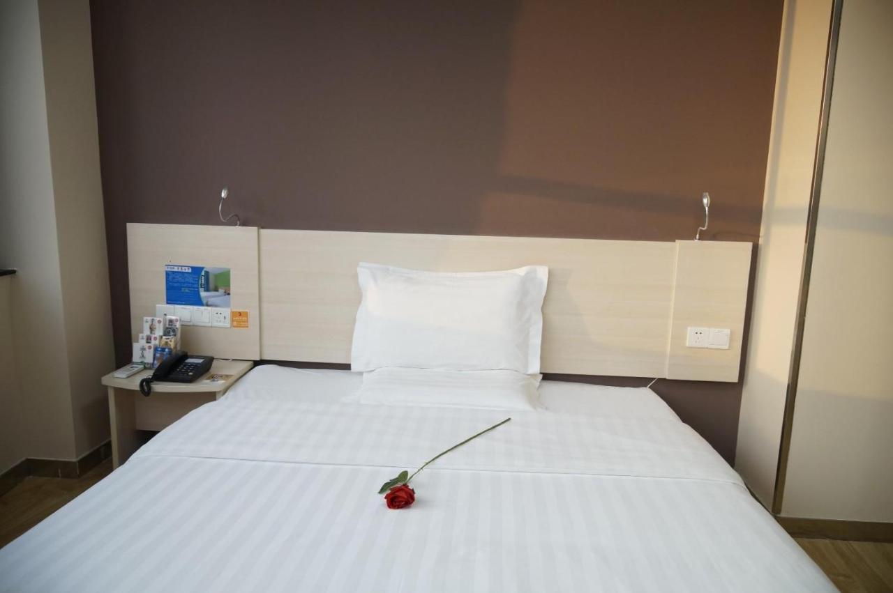 7Days Inn Luoyang Nanchang Road Wangfujing Esterno foto